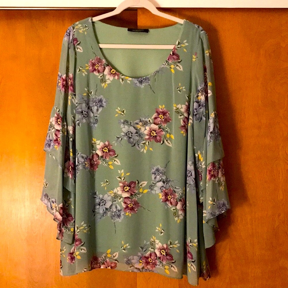 Sage Green Floral Boho blouse Michelstudio Collection plus size 18